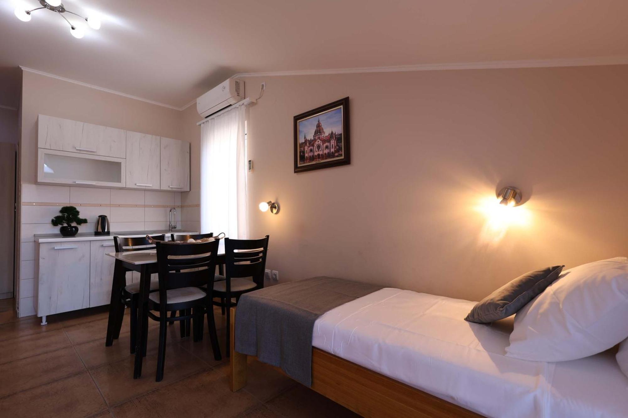 Bellezza Resort & Spa Kotor Phòng bức ảnh
