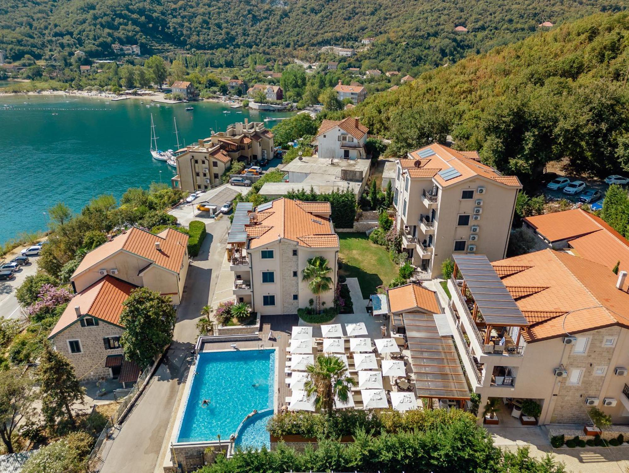 Bellezza Resort & Spa Kotor Ngoại thất bức ảnh
