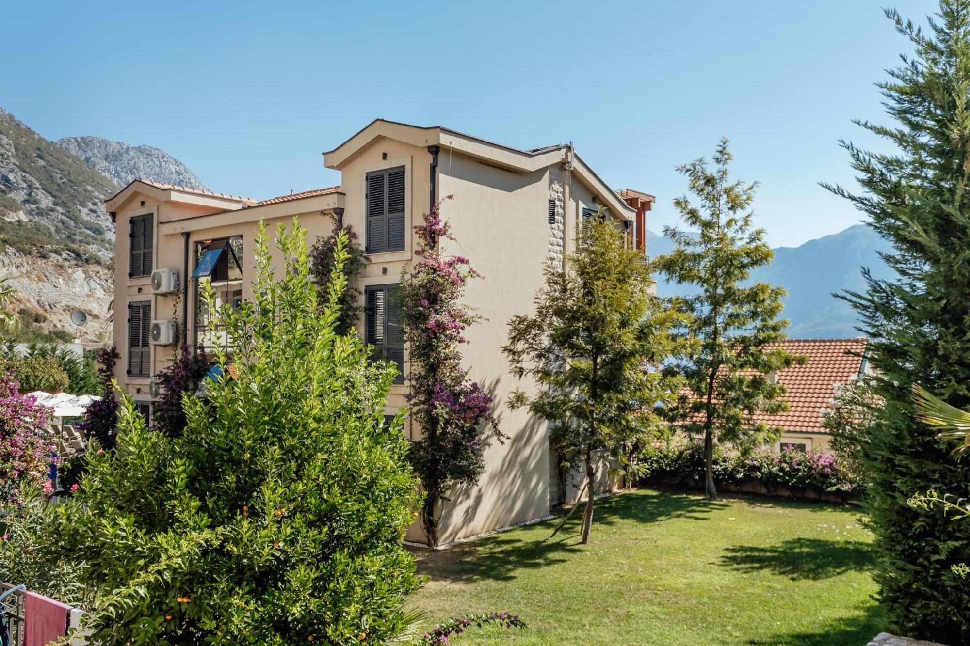 Bellezza Resort & Spa Kotor Ngoại thất bức ảnh