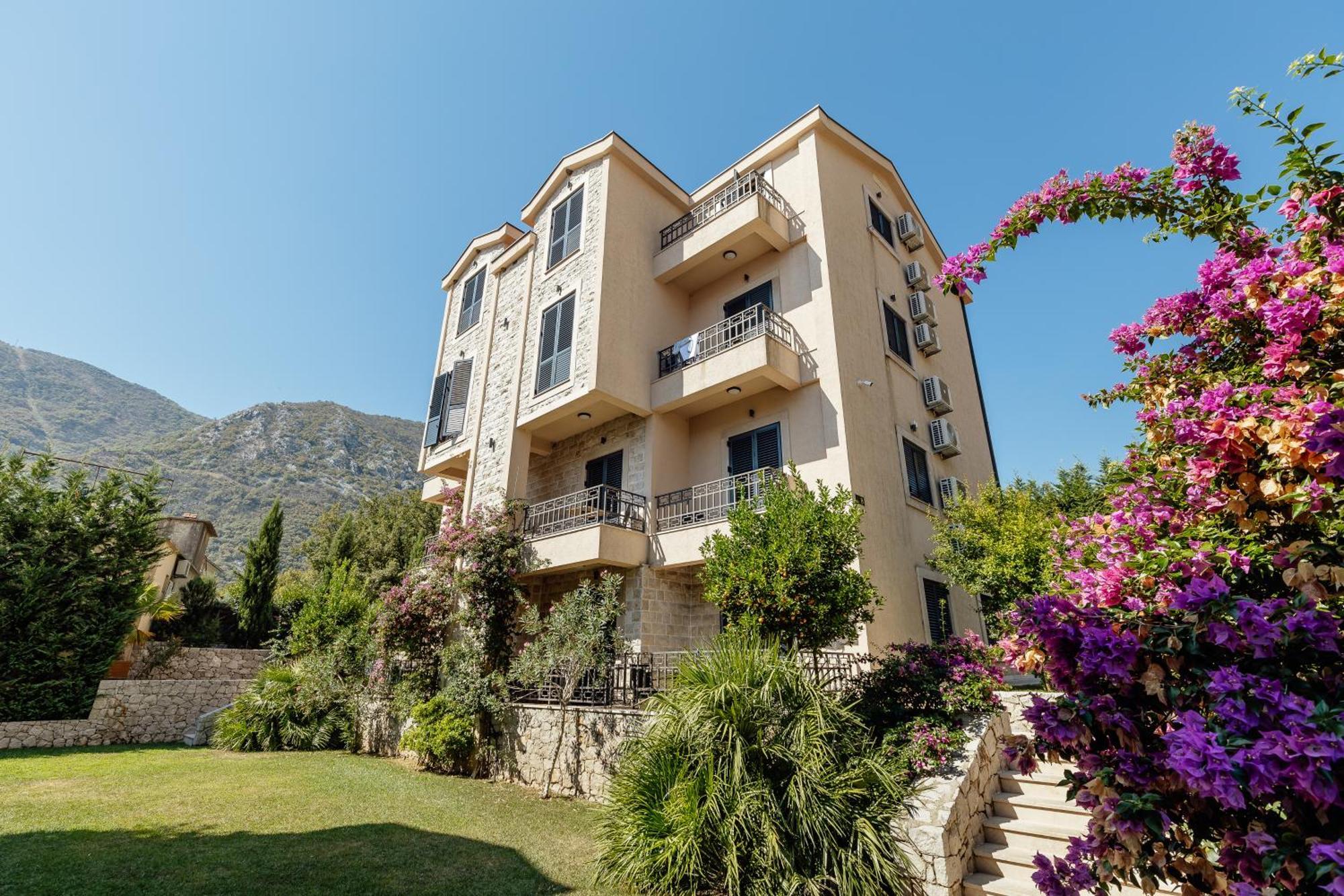 Bellezza Resort & Spa Kotor Ngoại thất bức ảnh